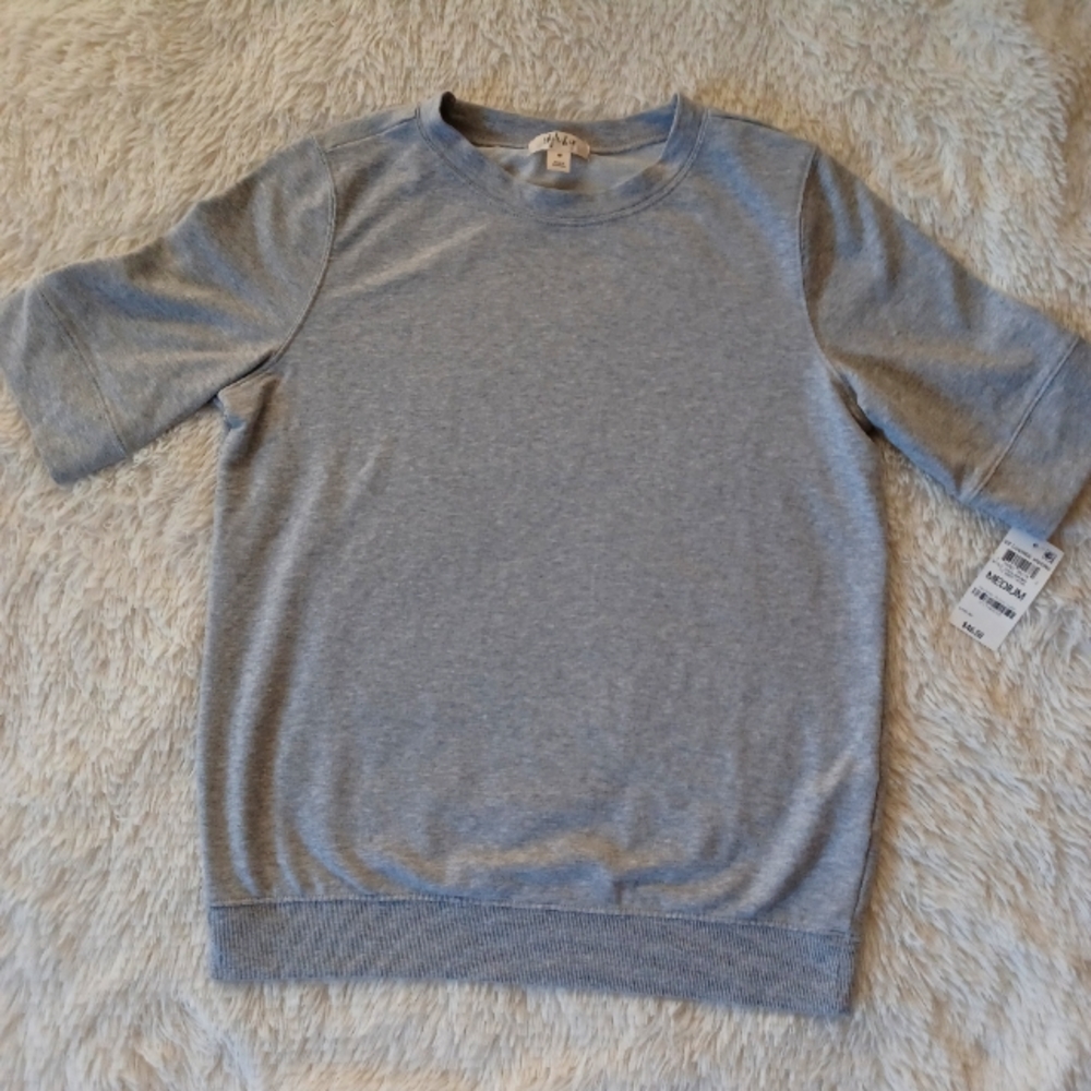 ADORABLE light weight sweat top with loose band at waist. NWT
